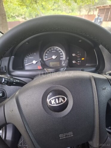 Kia Sportage 2008, 218,885 km - 2.0 l - Şəki