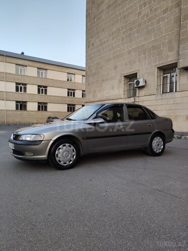 Opel Vectra 1996, 326,000 km - 2.0 l - Bakı