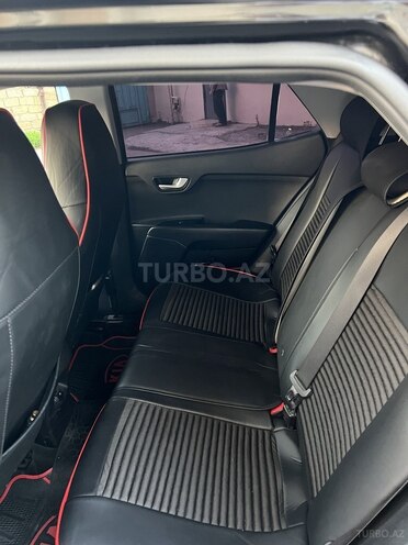 Kia Stonic 2018, 70,000 km - 1.4 l - Bakı