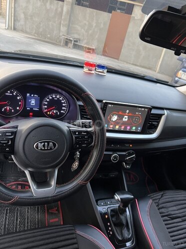 Kia Stonic 2018, 70,000 km - 1.4 l - Bakı