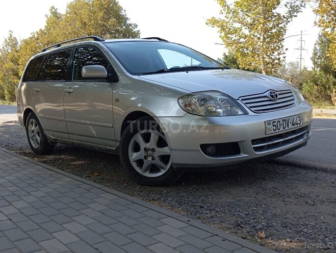 Toyota Corolla 2006, 281,000 km - 1.4 l - Biləsuvar