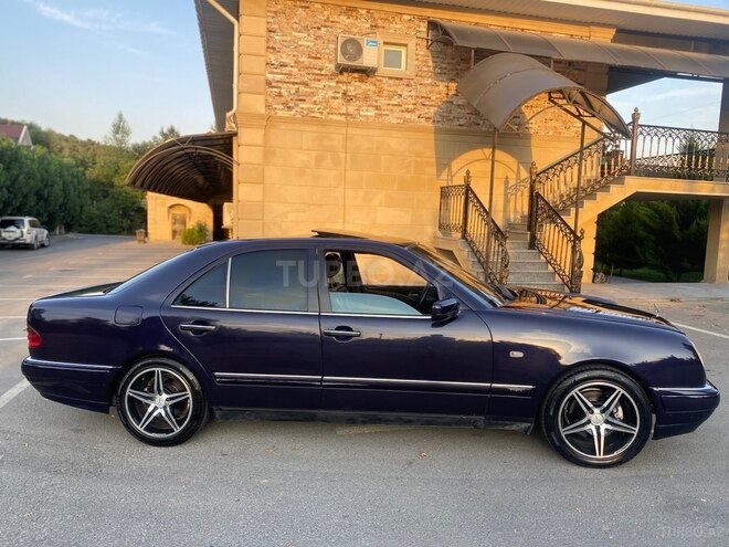 Mercedes E 320 1997, 454,542 km - 3.2 l - Şamaxı