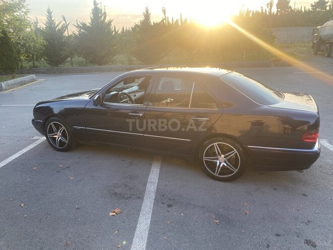Mercedes E 320 1997, 454,542 km - 3.2 l - Şamaxı