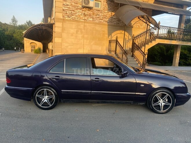 Mercedes E 320 1997, 454,542 km - 3.2 l - Şamaxı