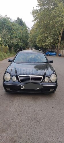 Mercedes E 240 1998, 405,000 km - 2.4 l - Mingəçevir