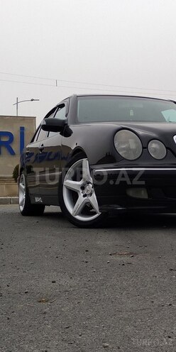 Mercedes E 240 1998, 405,000 km - 2.4 l - Mingəçevir