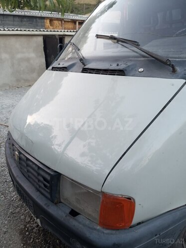 GAZ 33027 2000, 285,000 km - 2.5 l - Quba