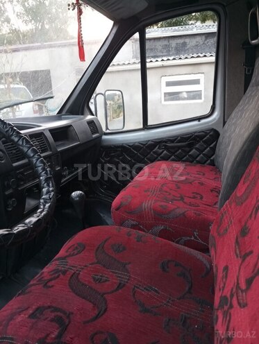 GAZ 33027 2000, 285,000 km - 2.5 l - Quba