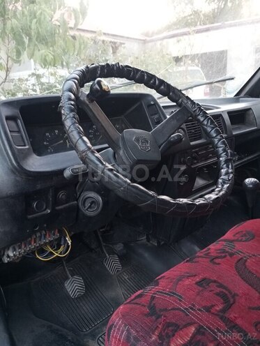 GAZ 33027 2000, 285,000 km - 2.5 l - Quba