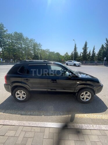 Hyundai Tucson 2009, 265,000 km - 2.0 л - Qusar