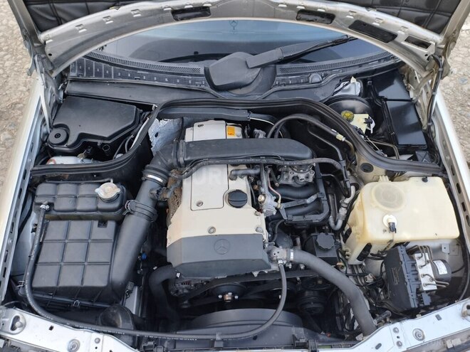 Mercedes C 200 2000, 350,000 km - 2.0 l - Salyan