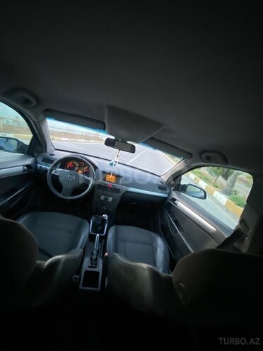 Opel Astra 2005, 310,000 km - 1.4 l - Bakı