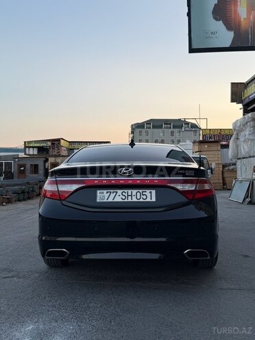 Hyundai Grandeur 2015, 209,000 km - 2.2 л - Bakı
