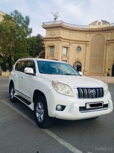 Toyota Land Cruiser Prado 2011, 213,000 km - 2.7 l - Bakı