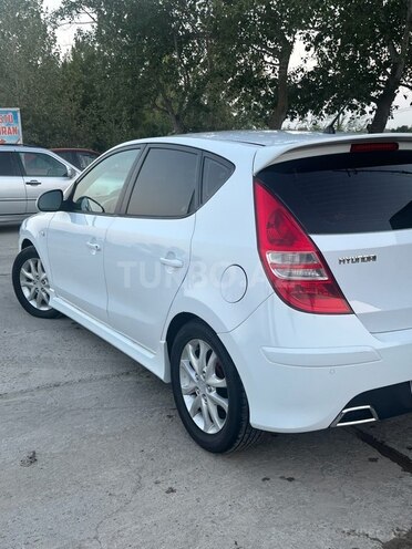 Hyundai i30 2010, 259,000 km - 1.6 l - Şirvan