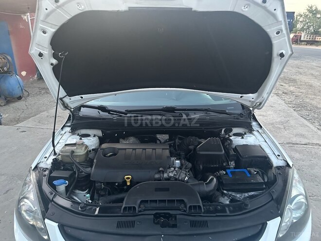 Hyundai i30 2010, 259,000 km - 1.6 l - Şirvan