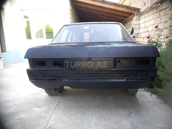 Ford Granada 1982, 300,000 km - 2.0 l - Xaçmaz