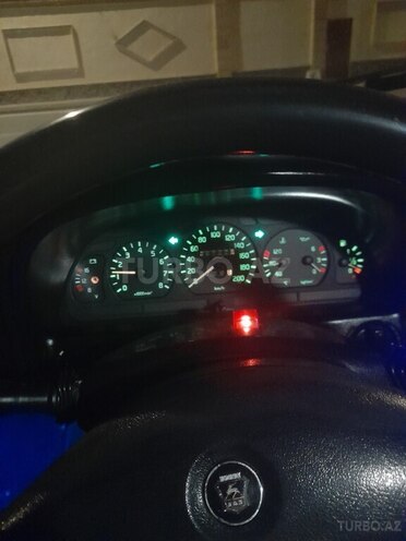 GAZ 31105 2005, 289,000 km - 2.4 l - Bakı