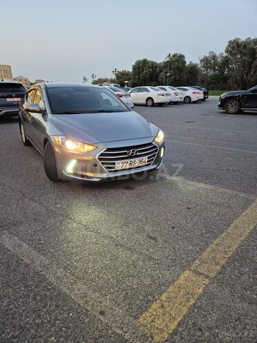 Hyundai Elantra 2018, 92,215 km - 2.0 л - Bakı