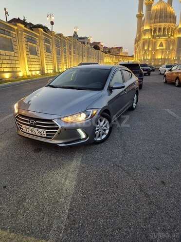 Hyundai Elantra 2018, 92,215 km - 2.0 л - Bakı
