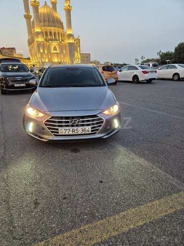 Hyundai Elantra 2018, 92,215 km - 2.0 л - Bakı