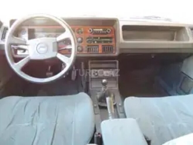 Ford Granada 1982, 300,000 km - 2.0 l - Xaçmaz