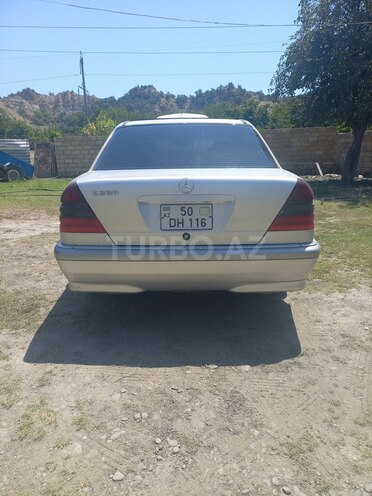 Mercedes C 230 1997, 325,000 km - 2.3 l - Qəbələ