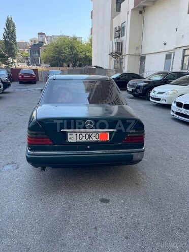 Mercedes E 300 d 1994, 488,000 km - 3.0 l - Bakı