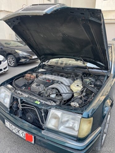 Mercedes E 300 d 1994, 488,000 km - 3.0 l - Bakı