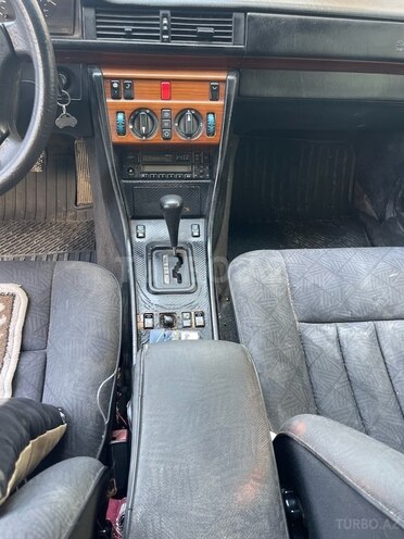 Mercedes E 300 d 1994, 488,000 km - 3.0 l - Bakı