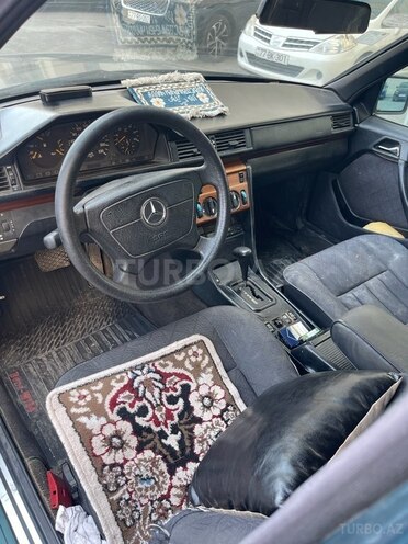 Mercedes E 300 d 1994, 488,000 km - 3.0 l - Bakı