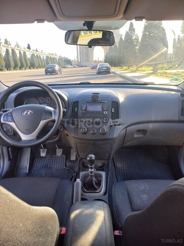 Hyundai i30 2007, 272,000 km - 1.4 л - Gəncə