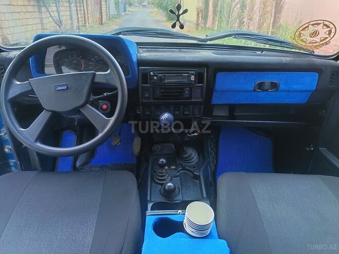 LADA (VAZ) Niva-2
