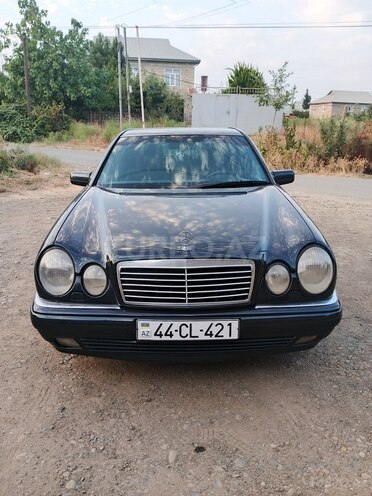 Mercedes E 230 1998, 445,000 km - 2.3 l - Masallı
