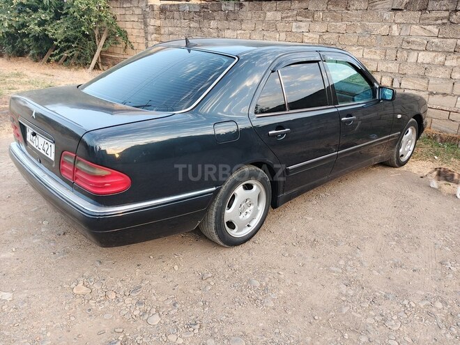 Mercedes E 230 1998, 445,000 km - 2.3 l - Masallı