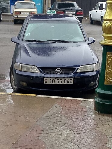 Opel Vectra 1996, 429,000 km - 2.0 l - Ağstafa