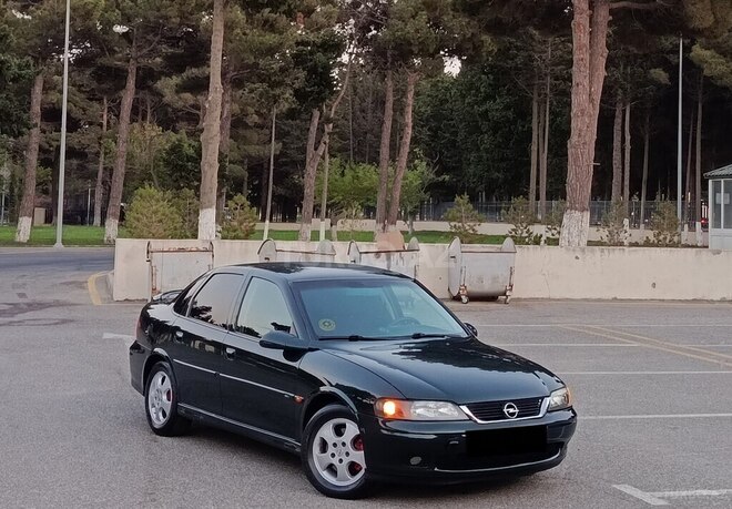 Opel Vectra 1999, 280,000 km - 1.6 l - Sumqayıt