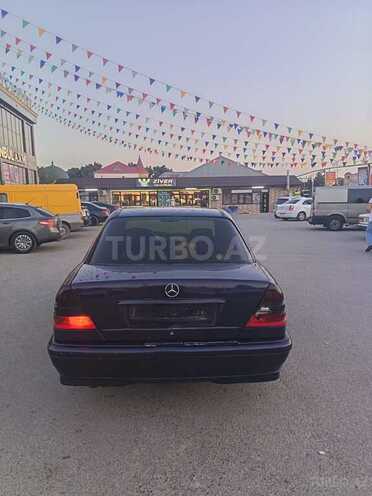 Mercedes C 220 d 2000, 840,000 km - 2.2 л - Bakı