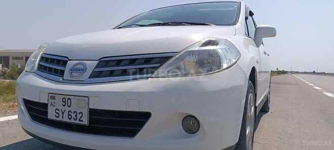 Nissan Tiida 2011, 198,000 km - 1.5 l - Ucar