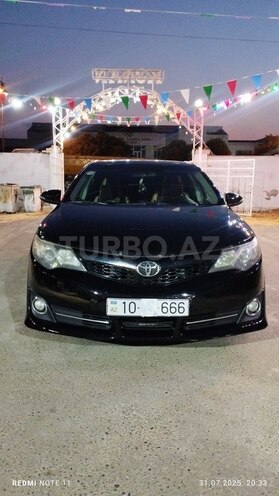 Toyota Camry 2014, 215,749 km - 2.5 l - Bakı