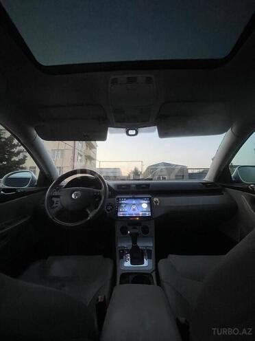 Volkswagen Passat 2005, 245,000 km - 2.0 l - Bakı