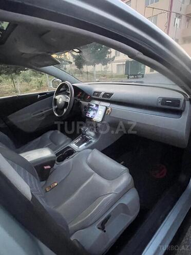 Volkswagen Passat 2005, 245,000 km - 2.0 l - Bakı