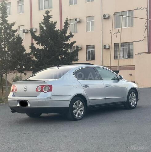 Volkswagen Passat 2005, 245,000 km - 2.0 l - Bakı