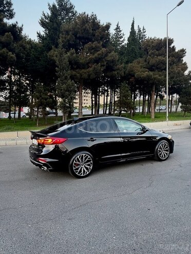 Hyundai Elantra 2017, 133,576 km - 1.6 l - Bakı