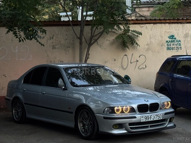 BMW 525 2002, 296,452 km - 2.5 l - Bakı
