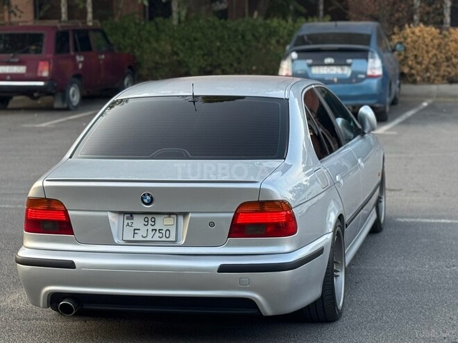 BMW 525 2002, 296,452 km - 2.5 l - Bakı
