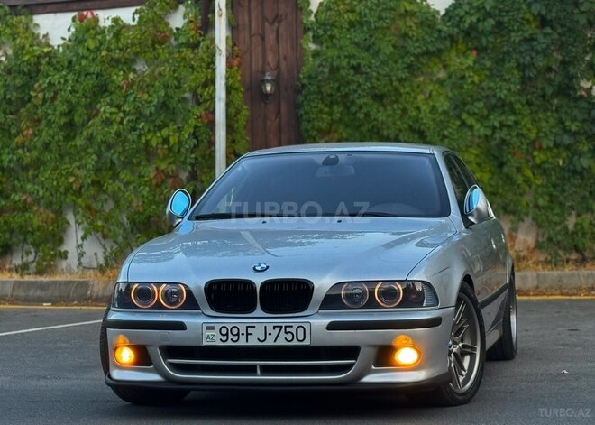 BMW 525 2002, 296,452 km - 2.5 l - Bakı