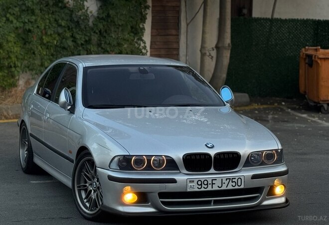 BMW 525 2002, 296,452 km - 2.5 l - Bakı