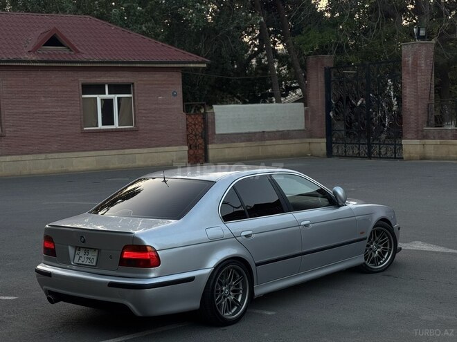BMW 525 2002, 296,452 km - 2.5 l - Bakı