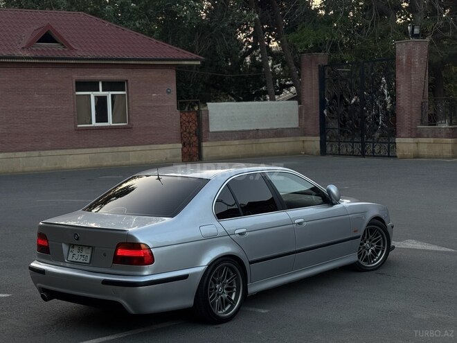 BMW 525 2002, 296,452 km - 2.5 l - Bakı